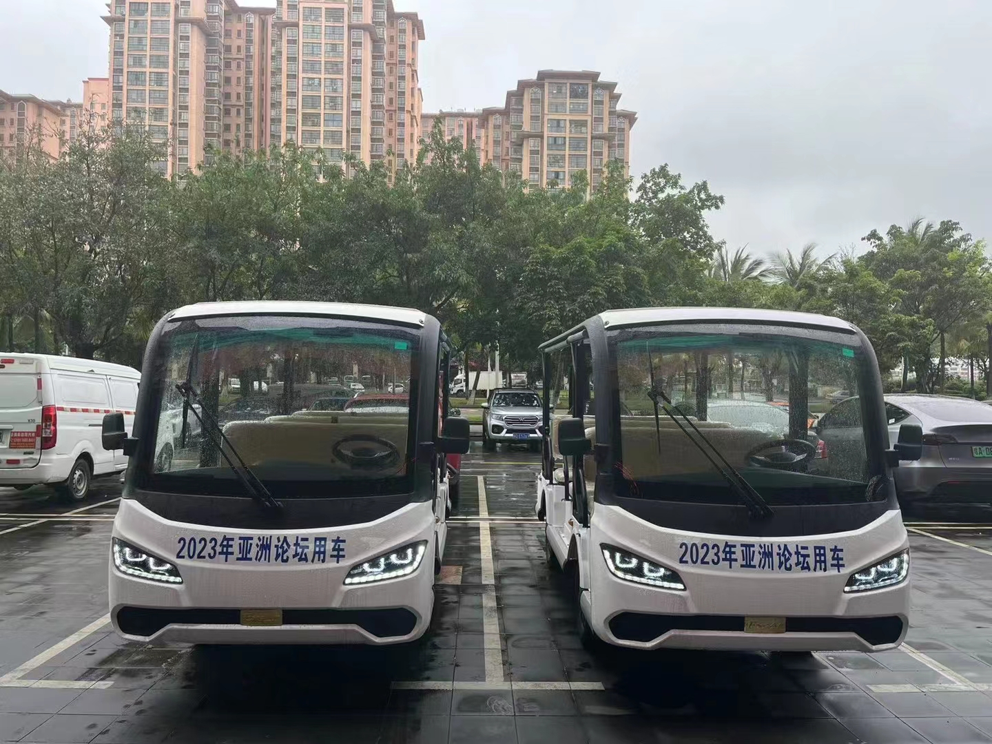 卓越電動觀光車現(xiàn)身博鰲亞洲論壇2023年年會